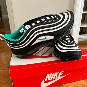 Men’s Nike AirMax 97s